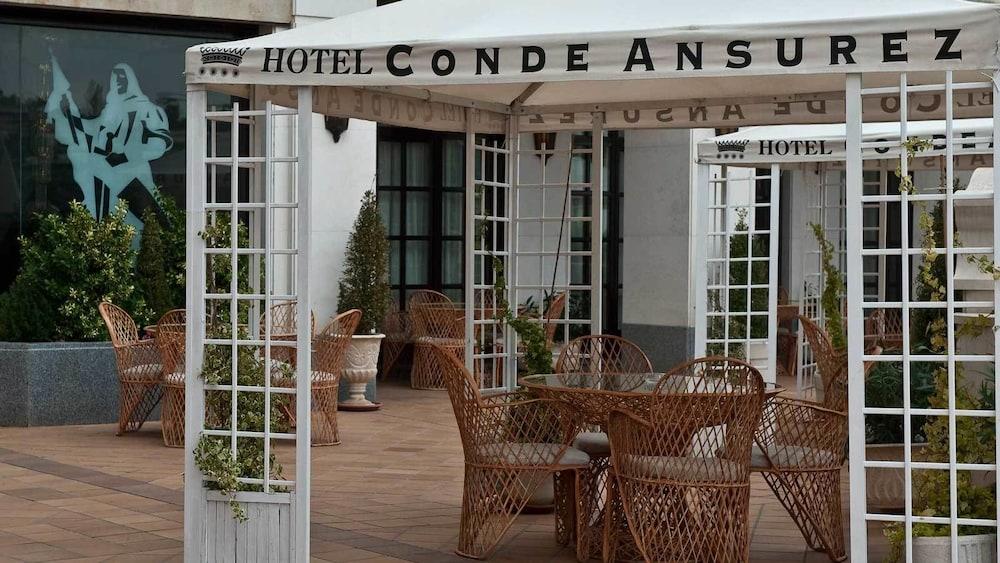 Hotel Conde Ansurez By Almia Hoteles บายาโดลิด ภายนอก รูปภาพ